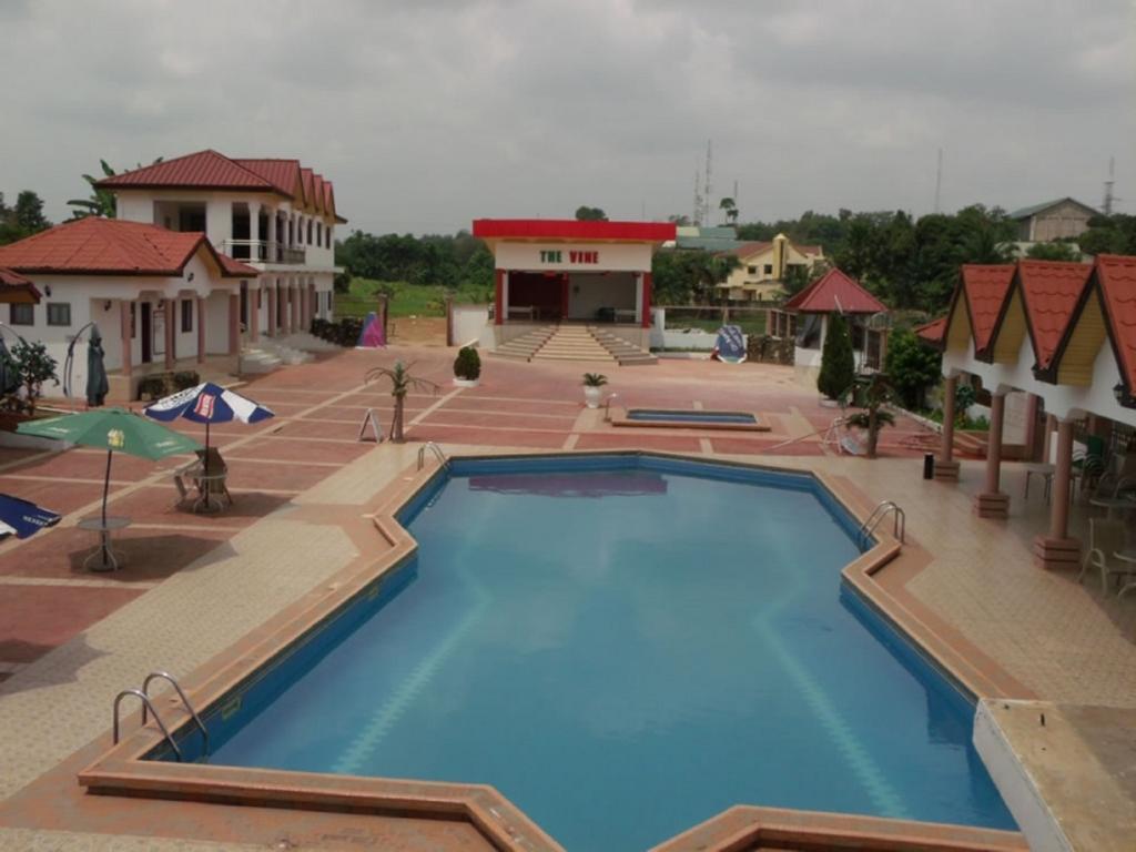 True Vine Hotel Kumasi Esterno foto