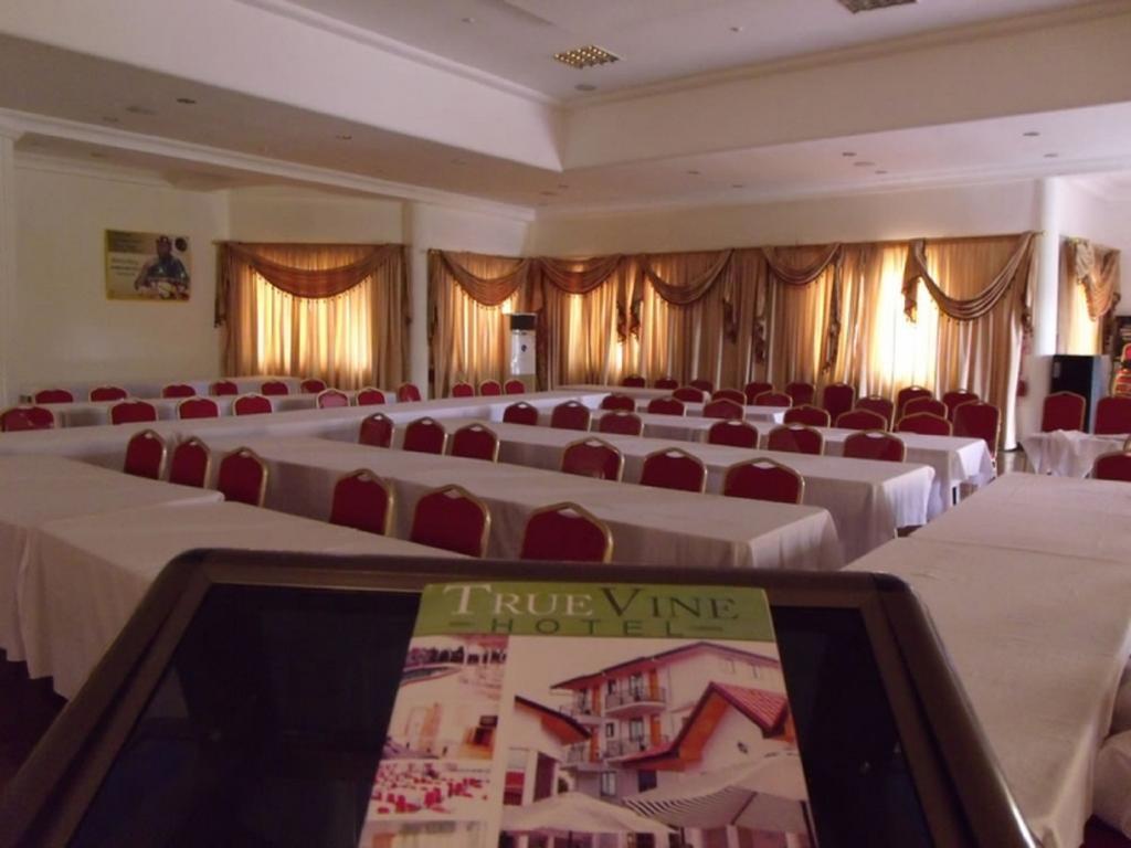 True Vine Hotel Kumasi Esterno foto
