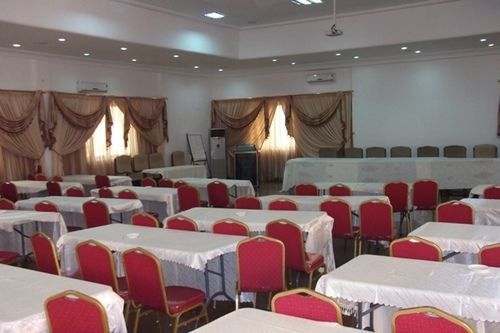 True Vine Hotel Kumasi Esterno foto
